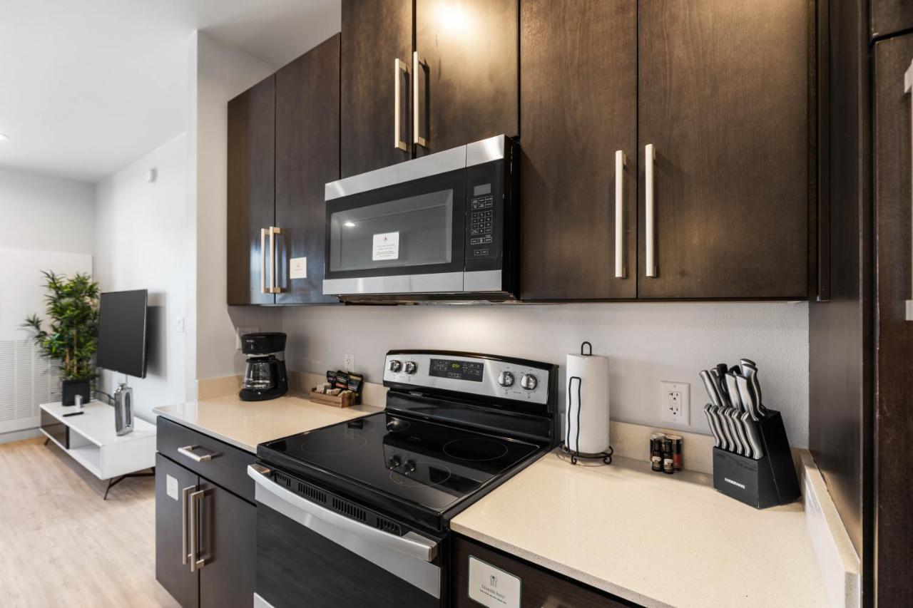 Flatz432 Apartments By Barsala Midland Exterior photo
